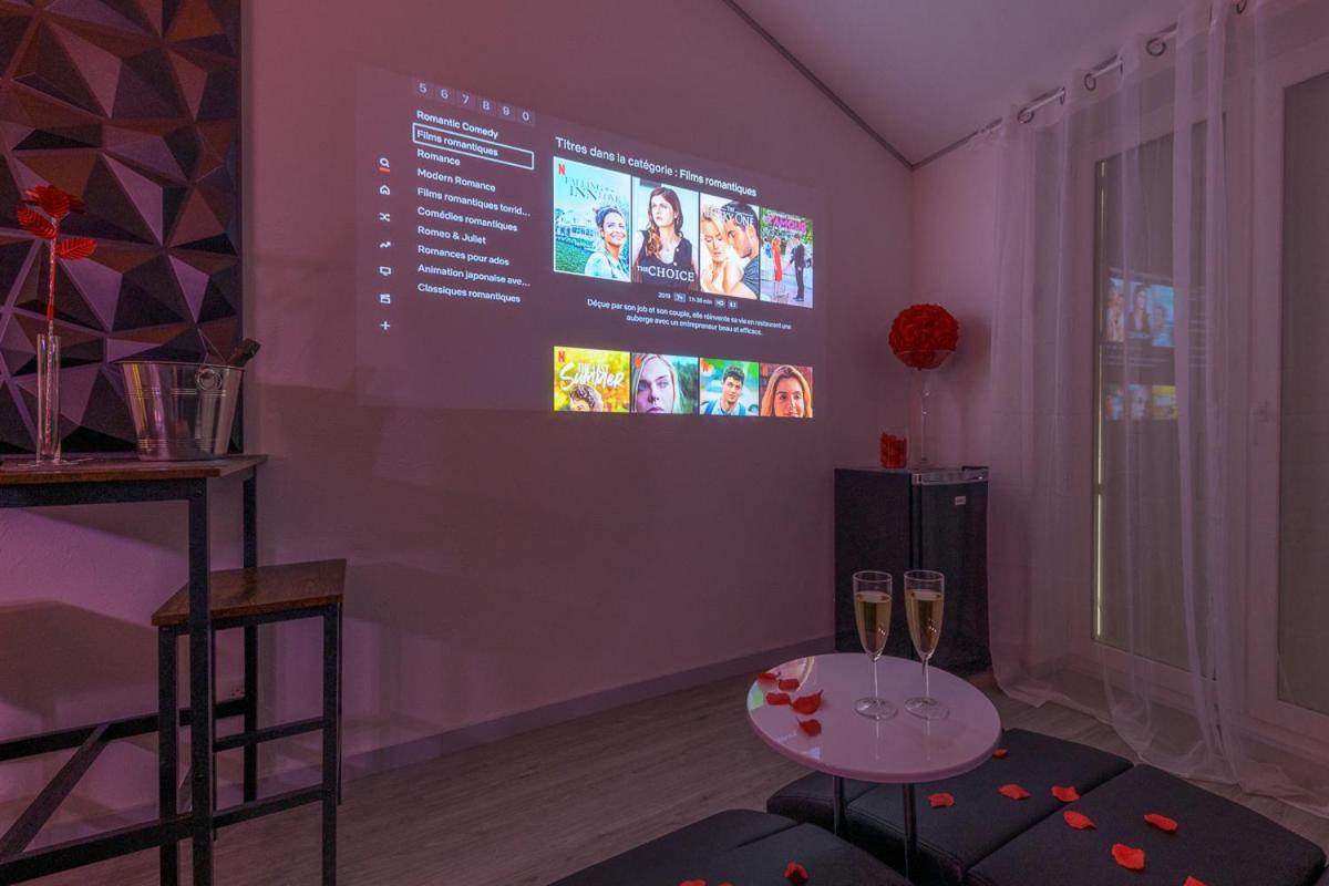 Love Room - Suite Romantique Avec Spa Privatif Le Puy-en-Velay المظهر الخارجي الصورة