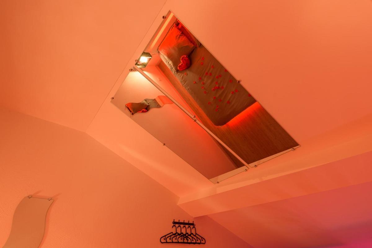 Love Room - Suite Romantique Avec Spa Privatif Le Puy-en-Velay المظهر الخارجي الصورة